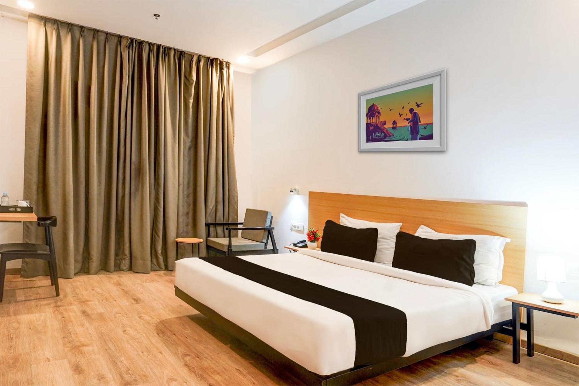 Super Townhouse Gomti Nagar Matiyari Hotell Chinhat Exteriör bild